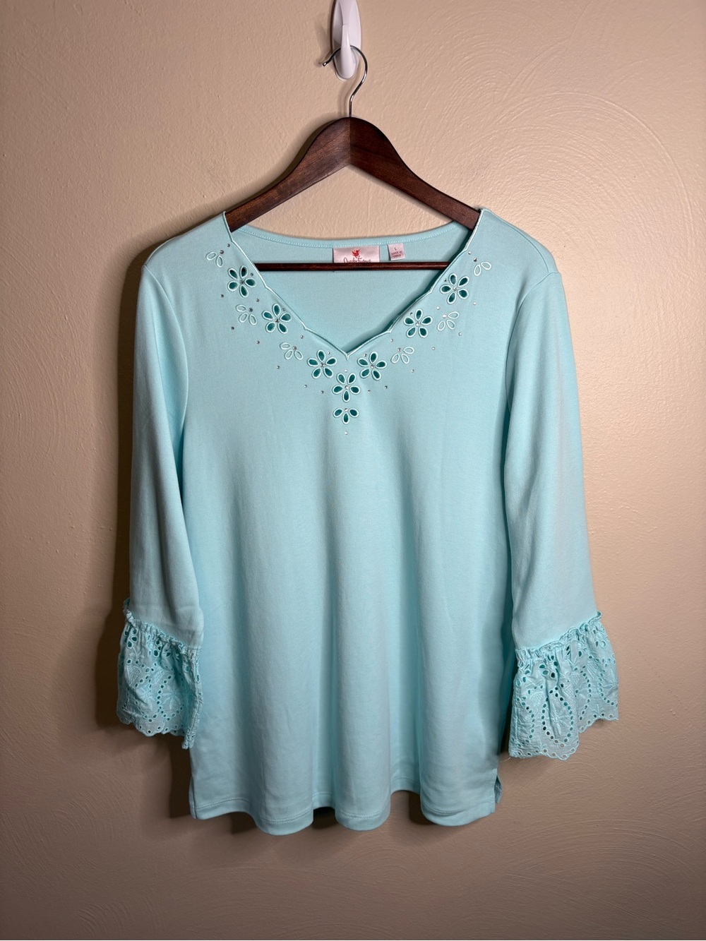 Quacker Factory Aqua Embellished Floral Eyelet Trim Top Large Boho Cottagecore